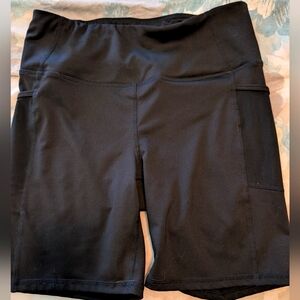 GAIAM Women's Black Bike Shorts